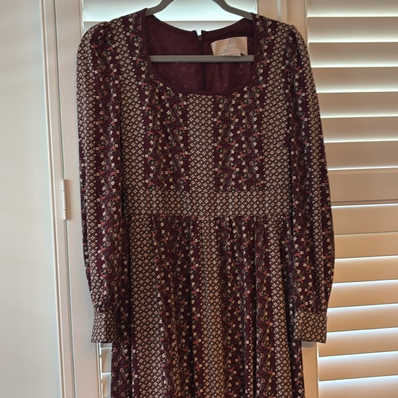 Gal Meets Glam Freya Dress- size 2 - Picture 6 of 7